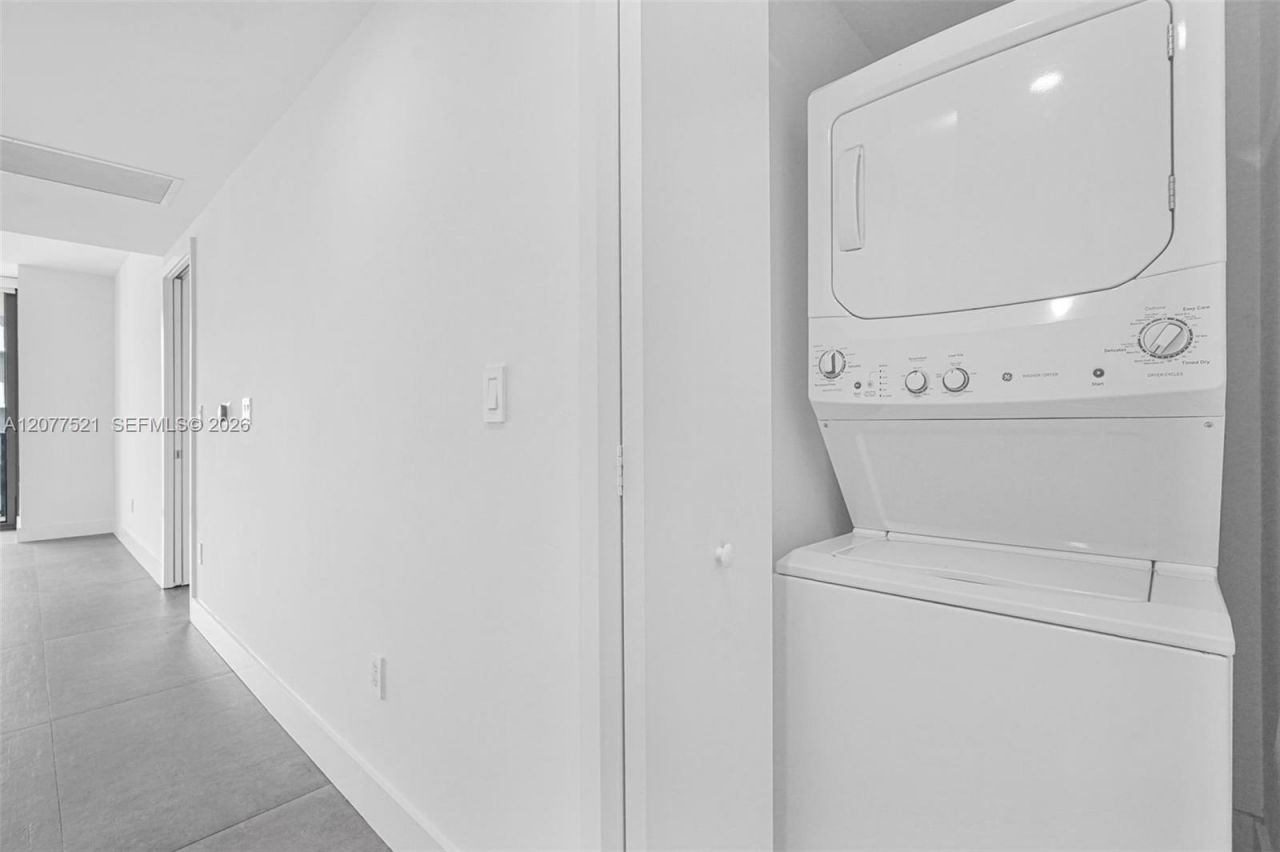 1300 S Miami Ave, Unit 2811, Miami, FL 33130 Photo