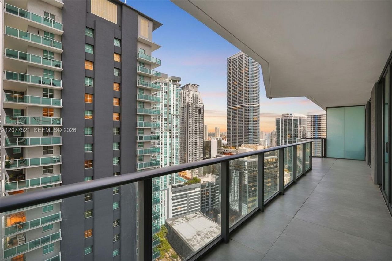 1300 S Miami Ave, Unit 2811, Miami, FL 33130 Photo