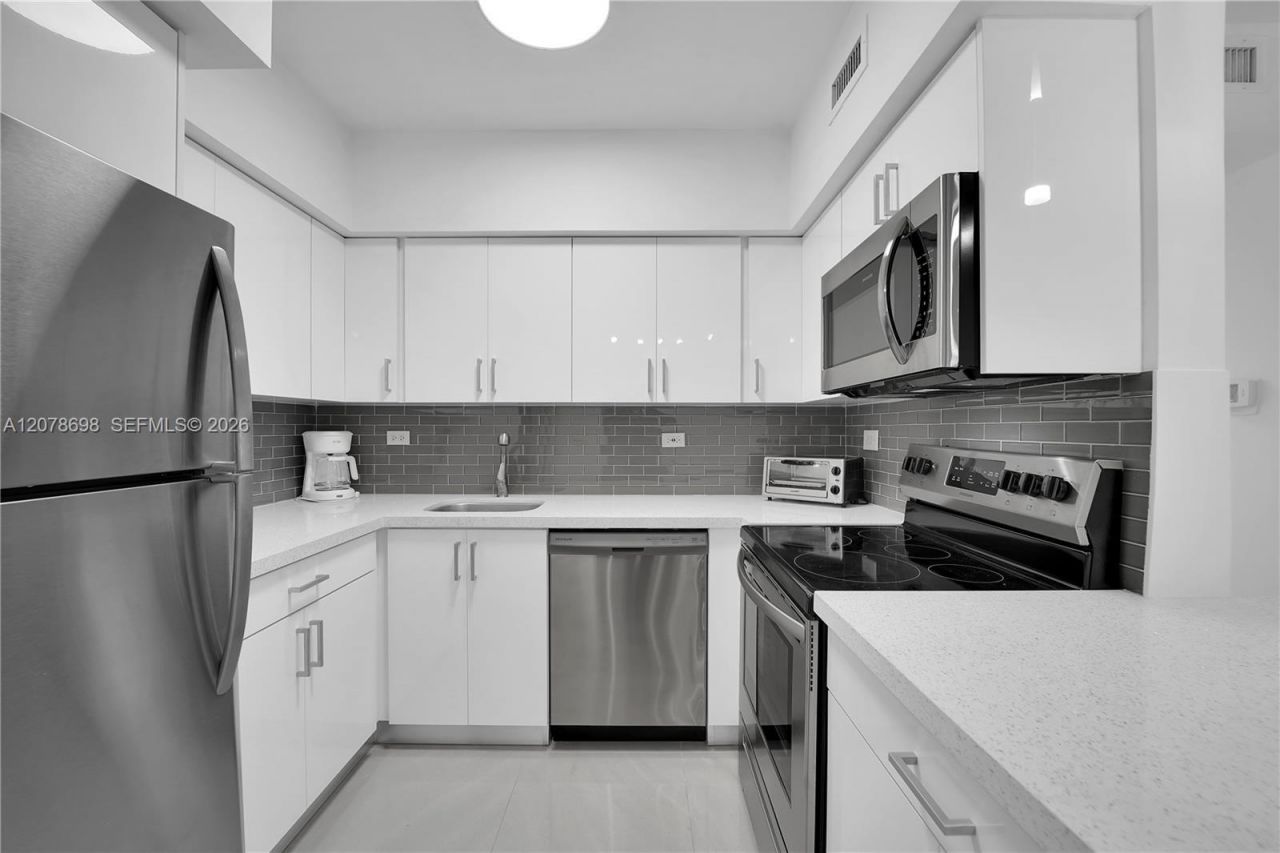 1500 Bay Rd , Unit 266S, Miami Beach, FL 33139 Photo