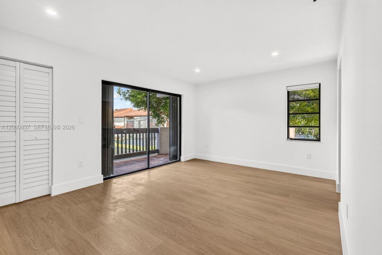 10046 NW 41st St, Unit 48-4, Doral, FL 33178 Photo
