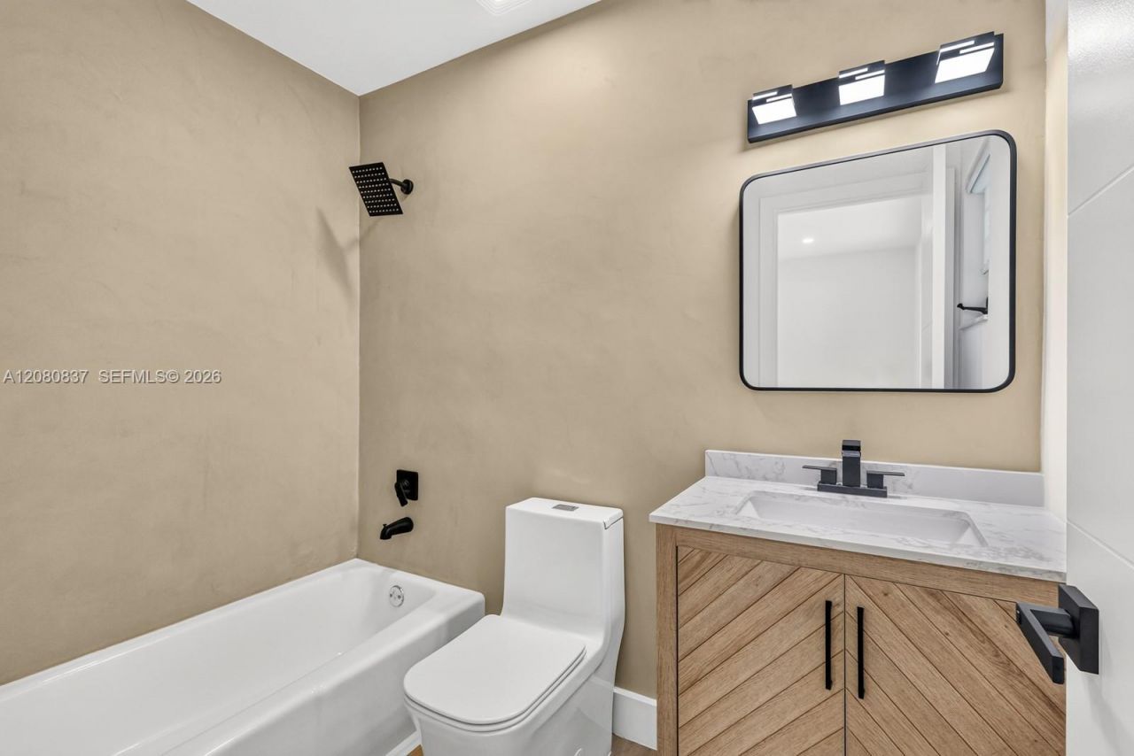 10046 NW 41st St, Unit 48-4, Doral, FL 33178 Photo