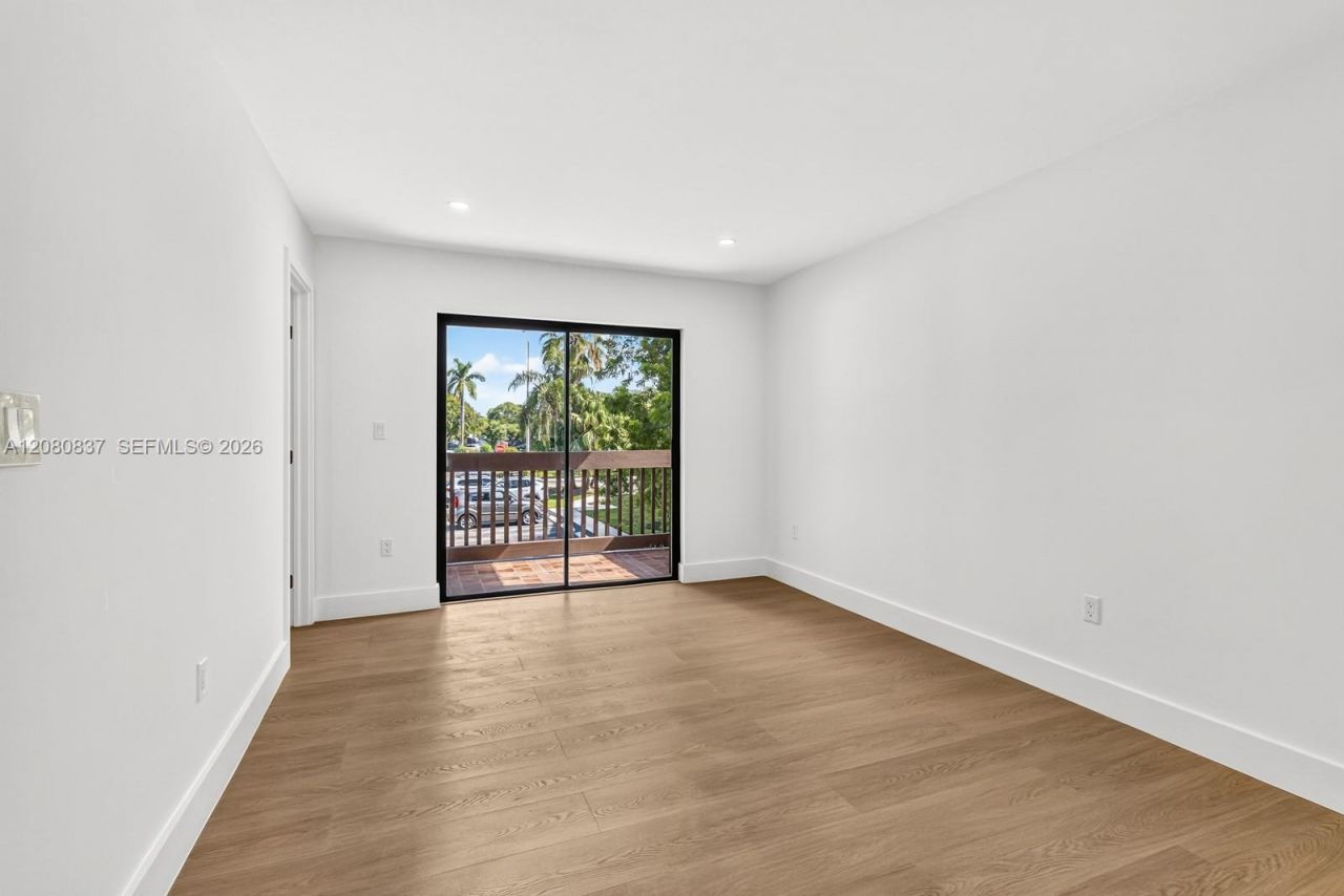 10046 NW 41st St, Unit 48-4, Doral, FL 33178 Photo