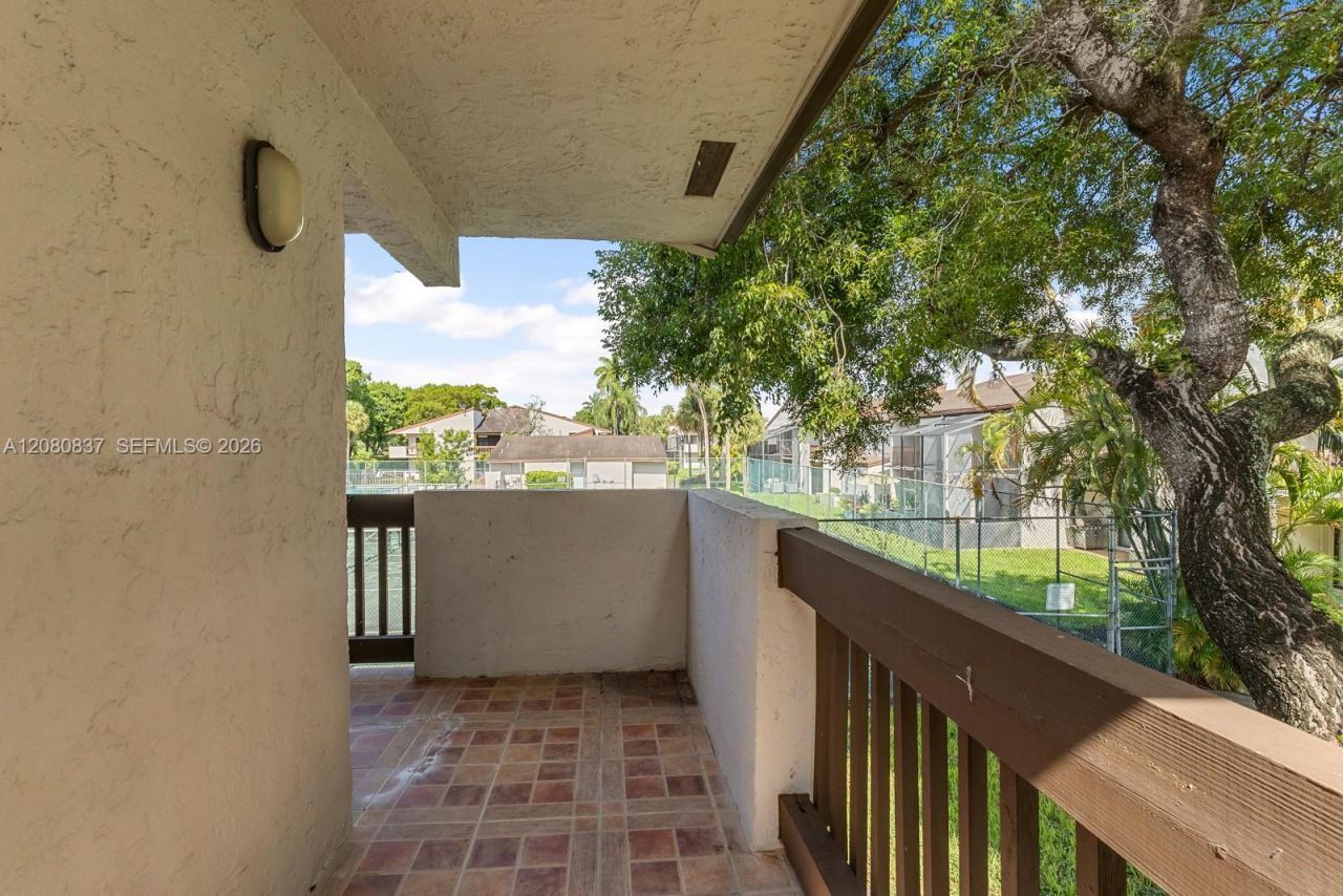 10046 NW 41st St, Unit 48-4, Doral, FL 33178 Photo