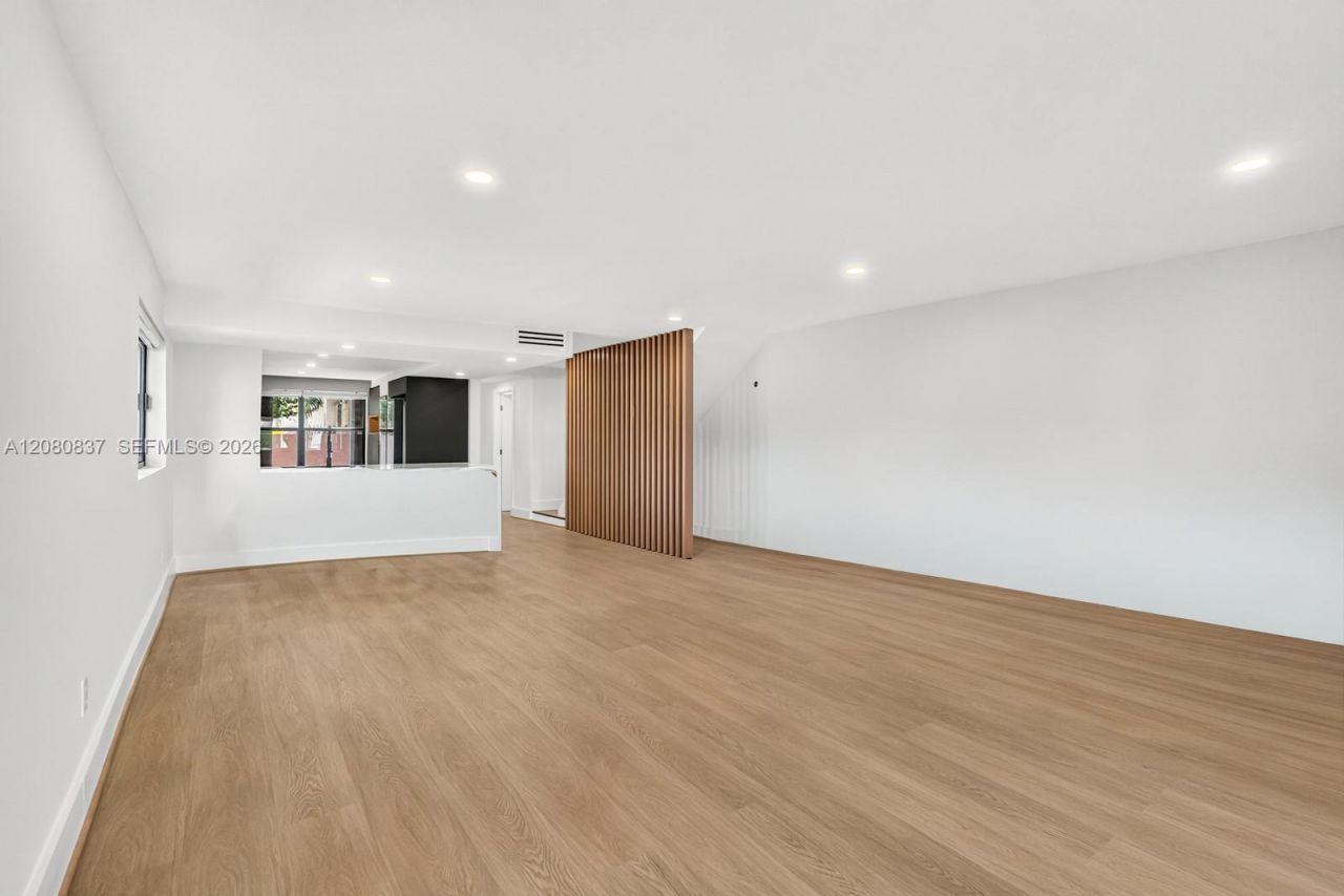 10046 NW 41st St, Unit 48-4, Doral, FL 33178 Photo