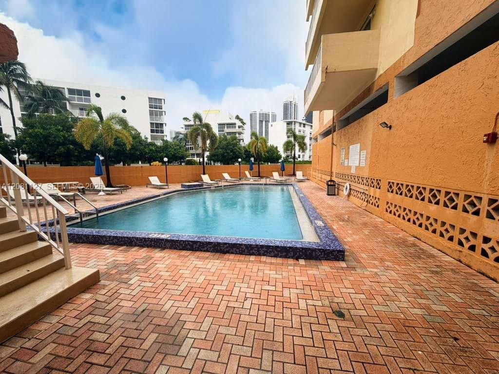 200 178th Dr , Unit 606, Sunny Isles Beach, FL 33160 Photo