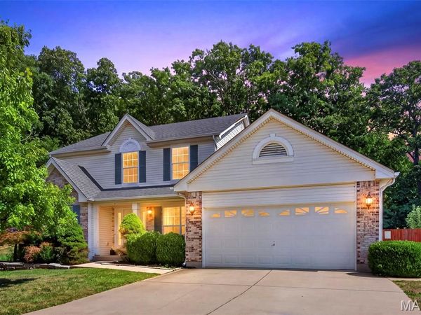1031 Schumacher Road, Fenton, MO 63026