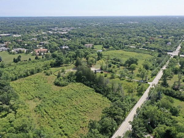 2805 Telegraph Road , Bannockburn, IL 60015