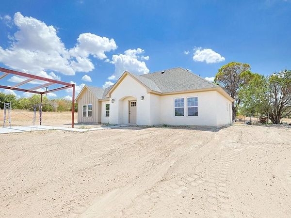 367 Lake Country Drive, Granbury, TX 76049