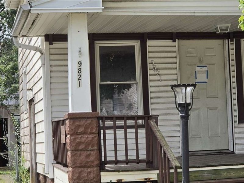 9821 Gambier Avenue, Cleveland, OH 44102 Photo 2