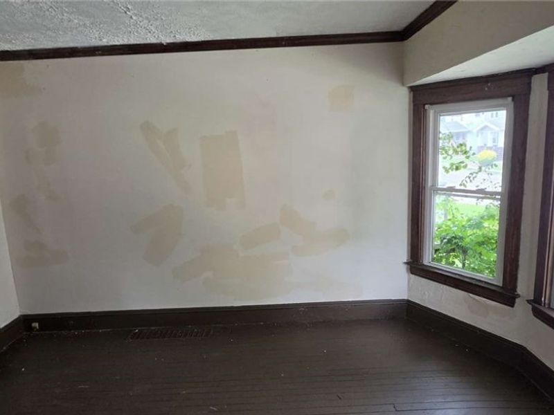 9821 Gambier Avenue, Cleveland, OH 44102 Photo 3