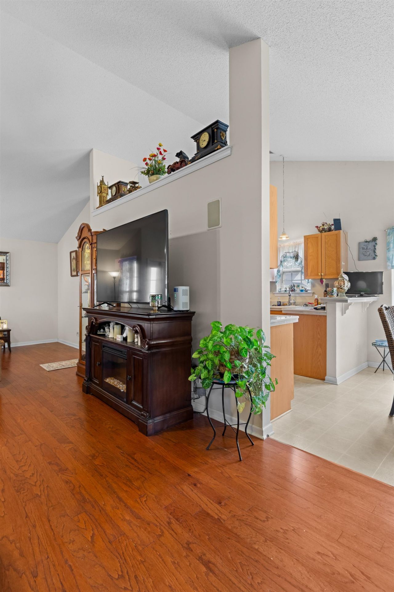 8377 Tartan Ln. Photo 22