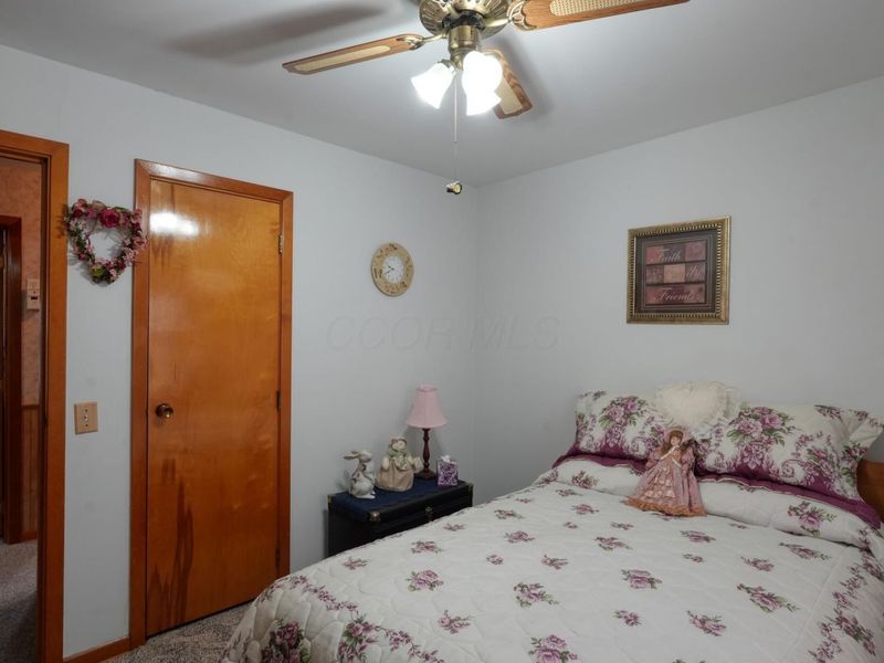 100 Vicky Lane SE, Heath, OH 43056 Photo 3