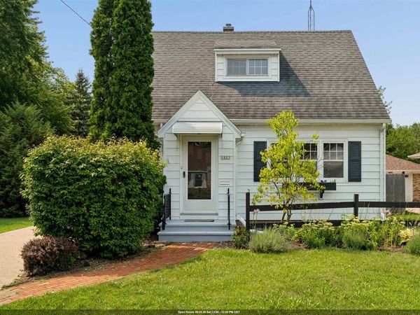 1823 HUBBARD STREET, Oshkosh, WI 54902