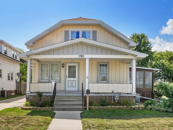 1703 North AVENUE, Sheboygan, WI 53083