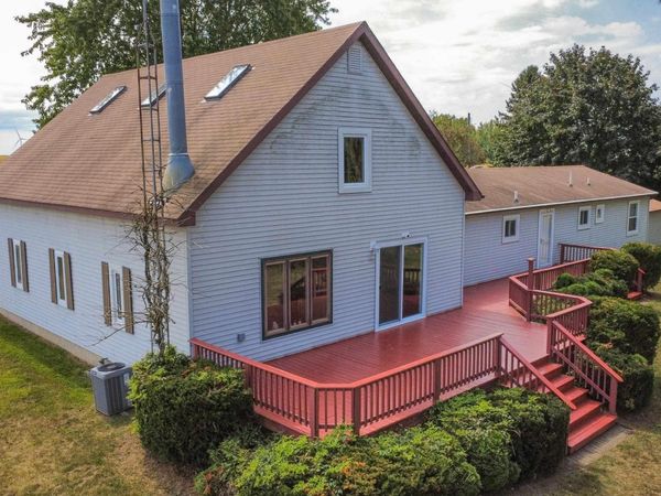 10951 Remick Road E, St Louis, MI 48880