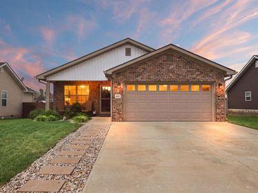 441 Middle Creek Way, Berea, KY 40403