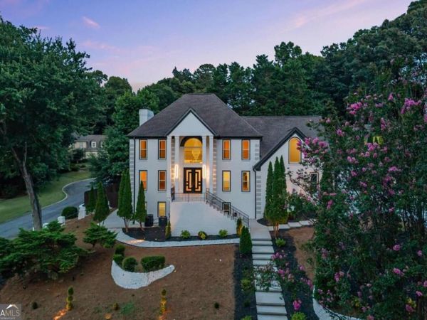 762 Bedford Oaks Drive, Marietta, GA 30068