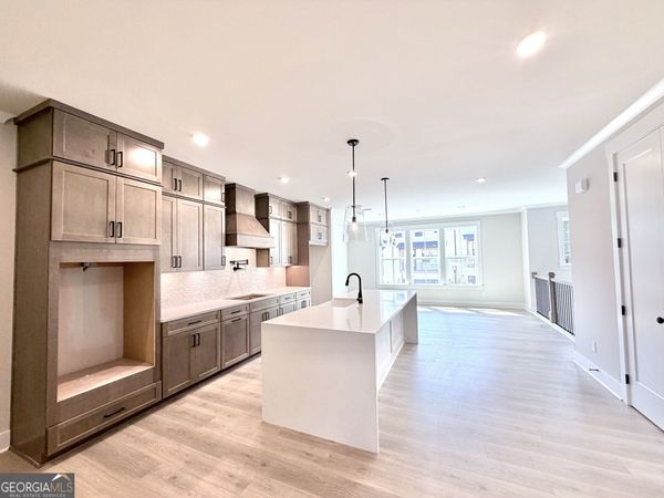 113 Bridgecrest Road, Roswell, GA 30075