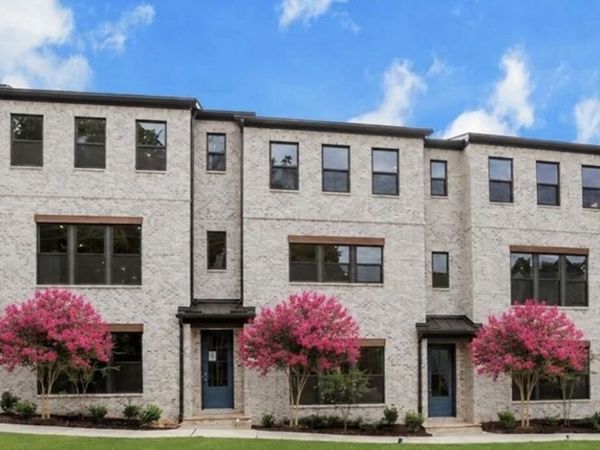 111 Bridgecrest Road, Roswell, GA 30075
