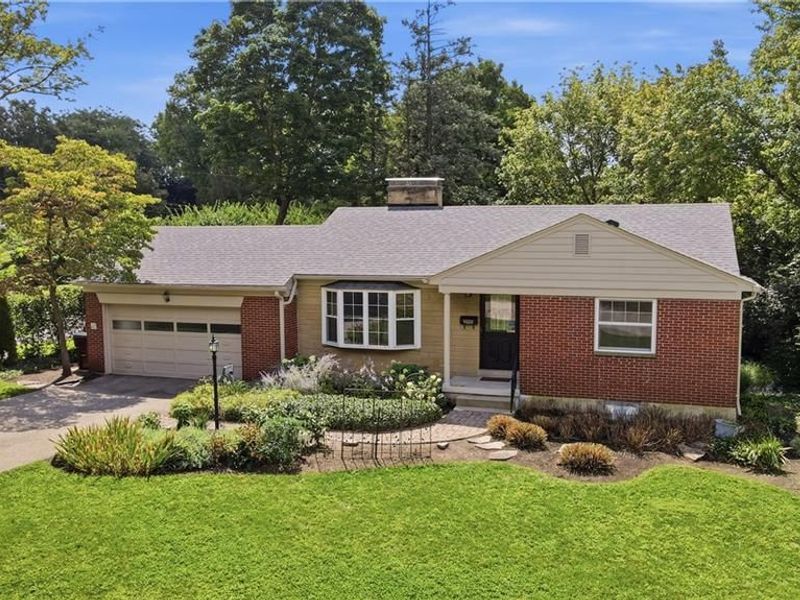 264 Napoleon Drive, Dayton, OH 45429 Photo 1