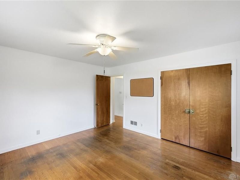 264 Napoleon Drive, Dayton, OH 45429 Photo 25
