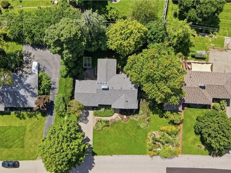 264 Napoleon Drive, Dayton, OH 45429 Photo 5