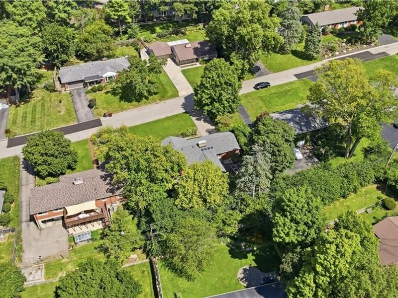 264 Napoleon Drive, Dayton, OH 45429 Photo 6