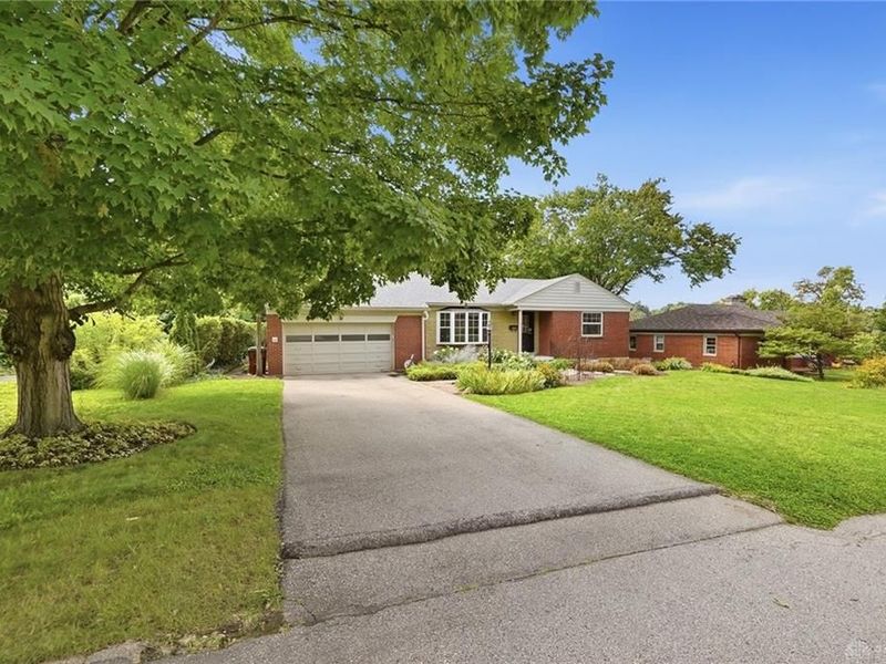 264 Napoleon Drive, Dayton, OH 45429 Photo 7