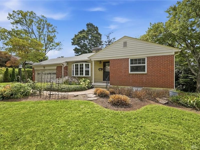 264 Napoleon Drive, Dayton, OH 45429 Photo 9