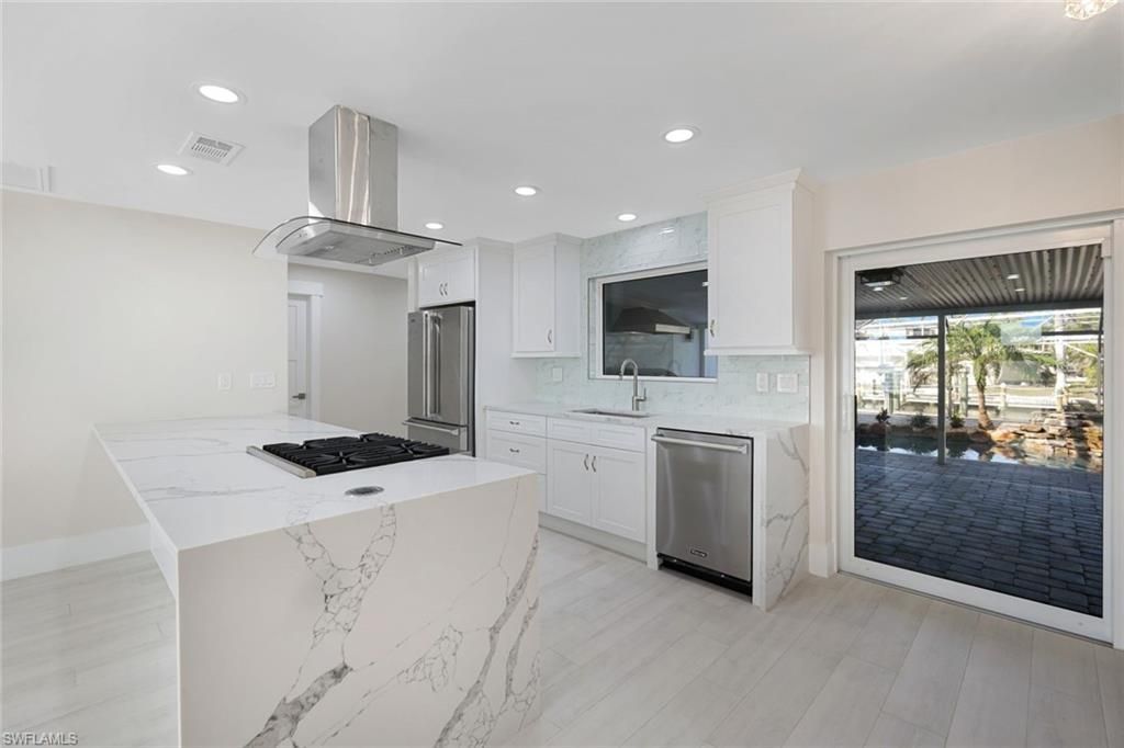 22 Palmview Blvd , Fort Myers Beach, FL 33931 Photo