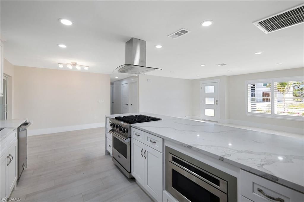 22 Palmview Blvd , Fort Myers Beach, FL 33931 Photo