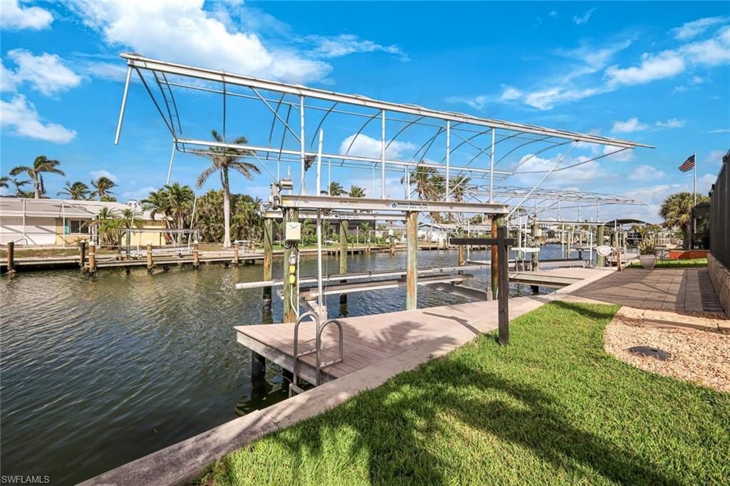22 Palmview Blvd , Fort Myers Beach, FL 33931 Photo