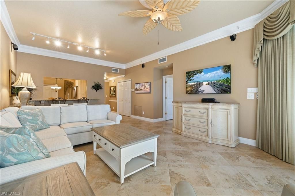 18092 San Carlos Blvd, Unit 915, Fort Myers Beach, FL 33931 Photo
