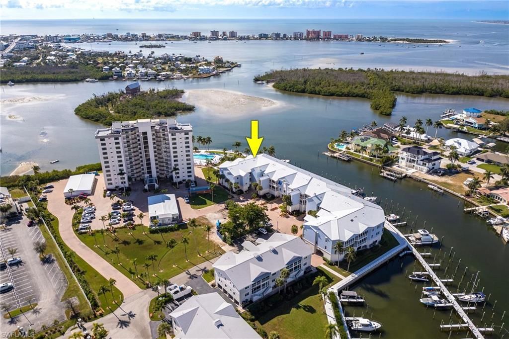 18092 San Carlos Blvd, Unit 915, Fort Myers Beach, FL 33931 Photo