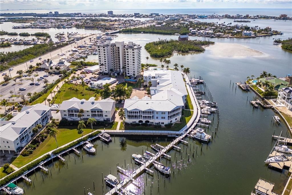 18092 San Carlos Blvd, Unit 915, Fort Myers Beach, FL 33931 Photo