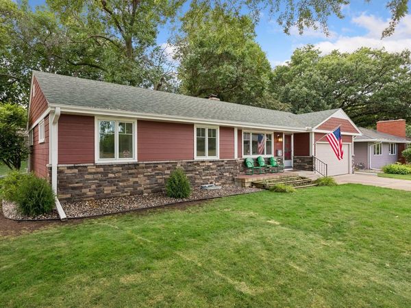 4725 School Road, Edina, MN 55424