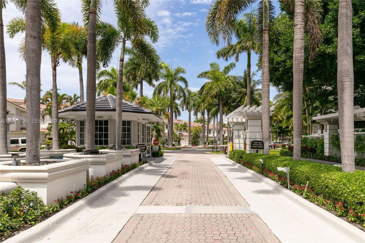 21150 Point Pl , Unit LPH 2902, Aventura, FL 33180 Photo