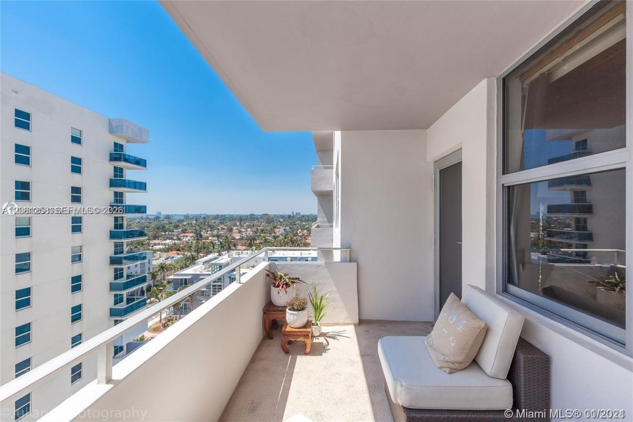 9225 Collins Ave , Unit 1006, Surfside, FL 33154 Photo