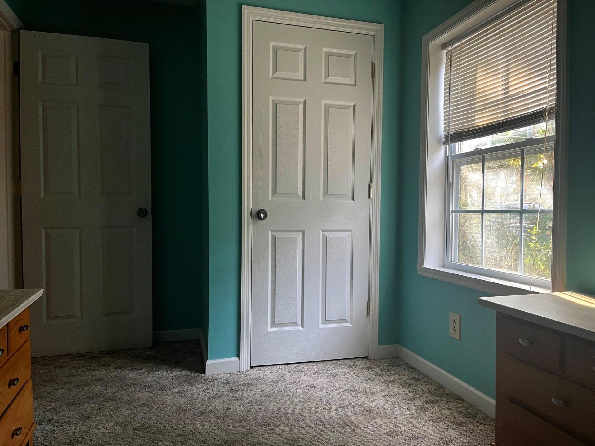 305 Chester St.  Photo 14