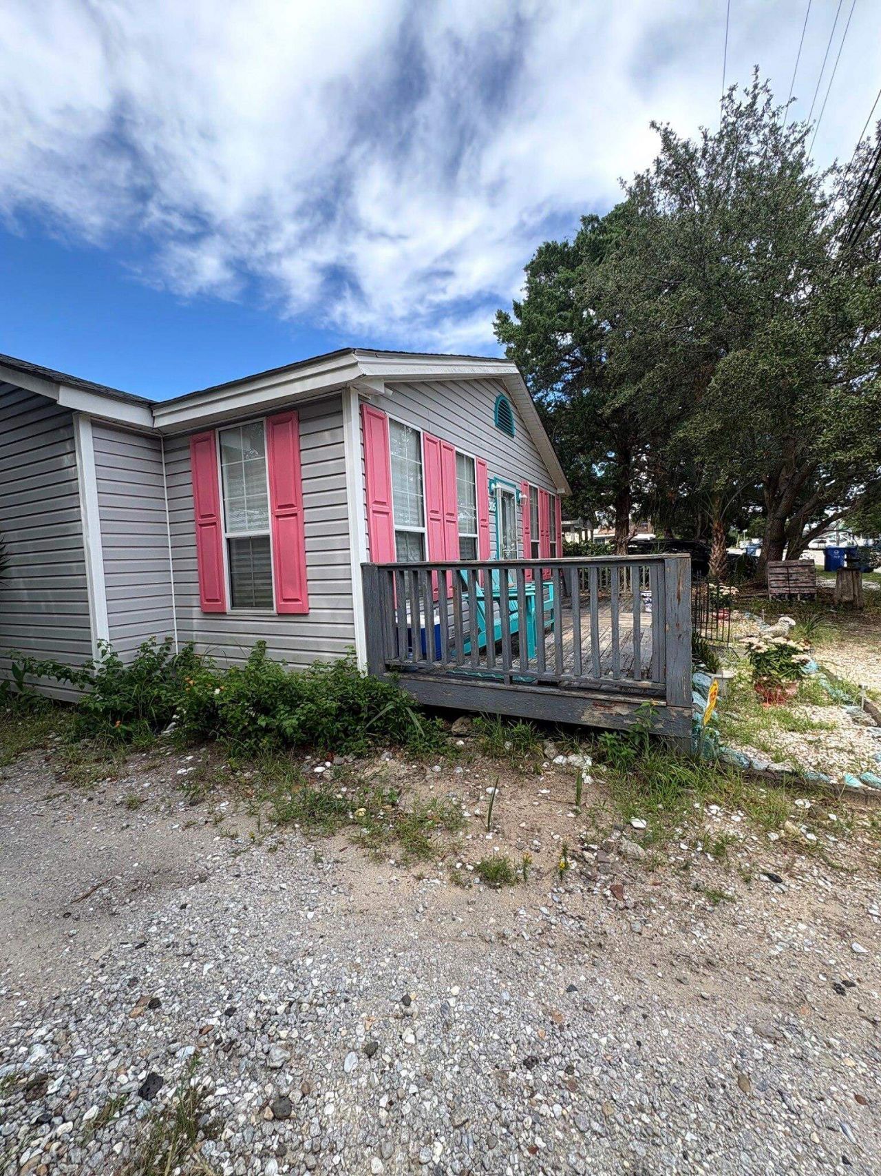 305 Chester St.  Photo 20
