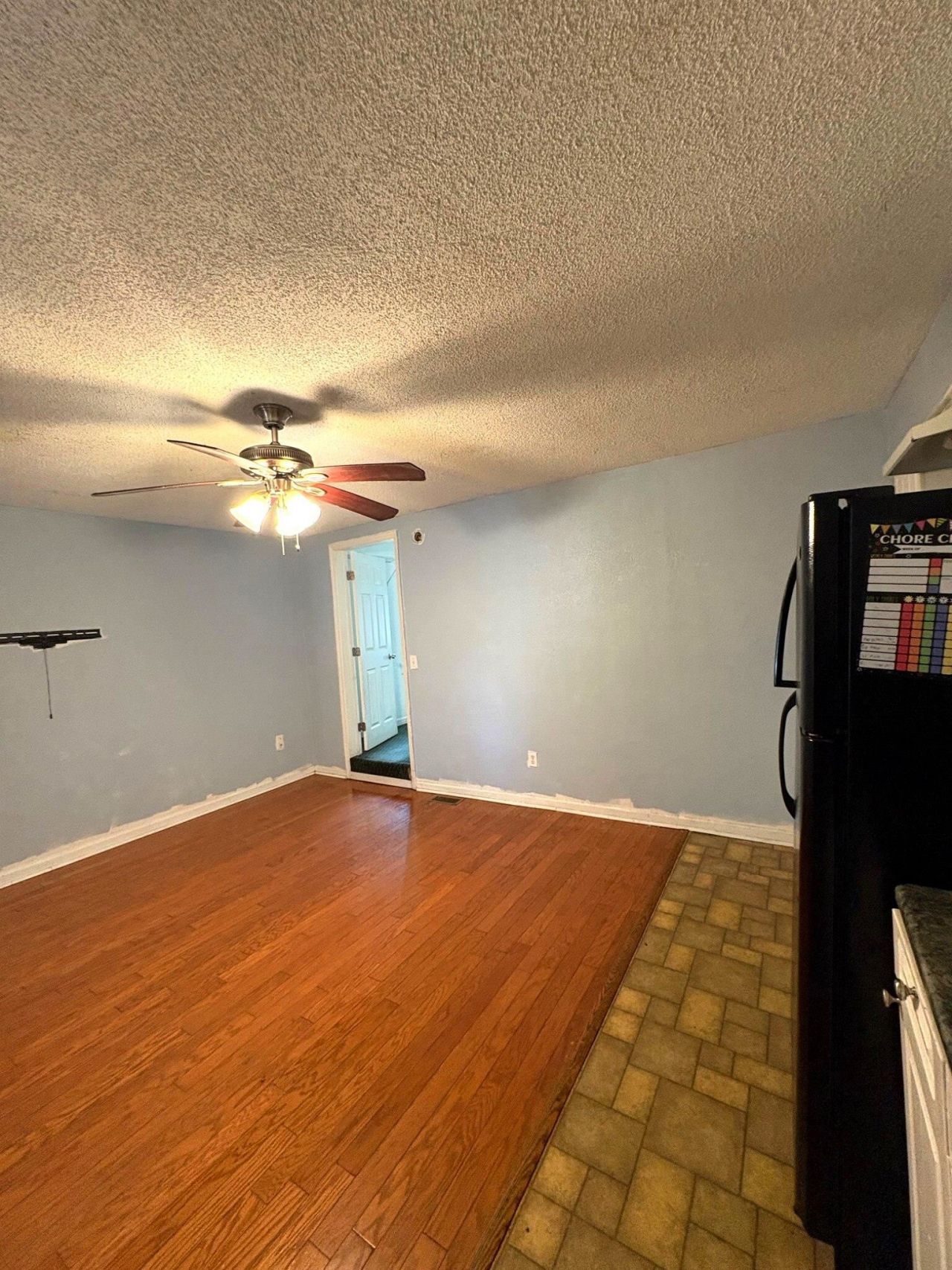 305 Chester St.  Photo 30
