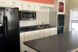305 Chester St.  photo 4