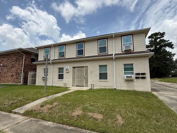 1043 Monet Dr, Baton Rouge, LA 70806