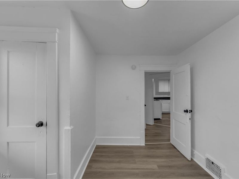 712 Roselle Avenue, Unit B/UP, Akron, OH 44307 Photo 13