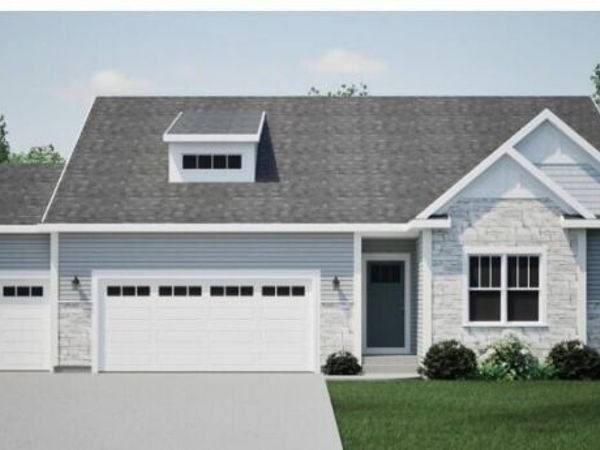 W258N6736 Whistler Ct, Sussex, WI 53089