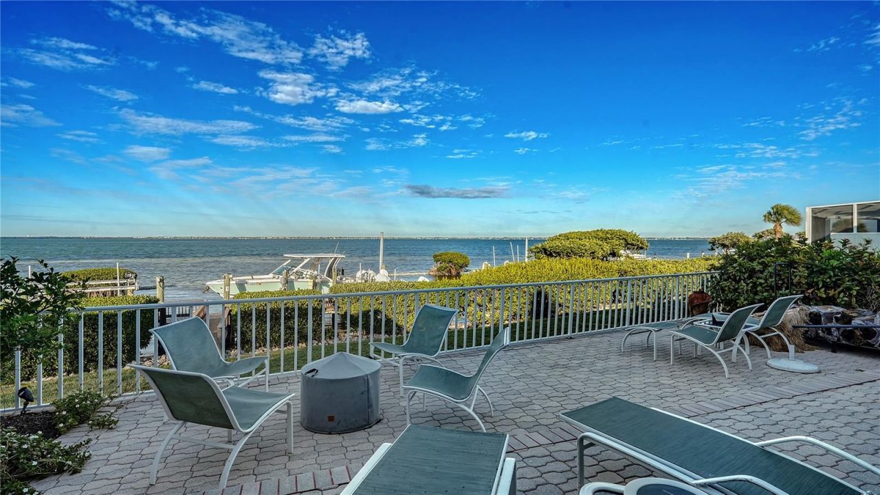 3530 Mistletoe Lane, Longboat Key, FL 34228 Photo