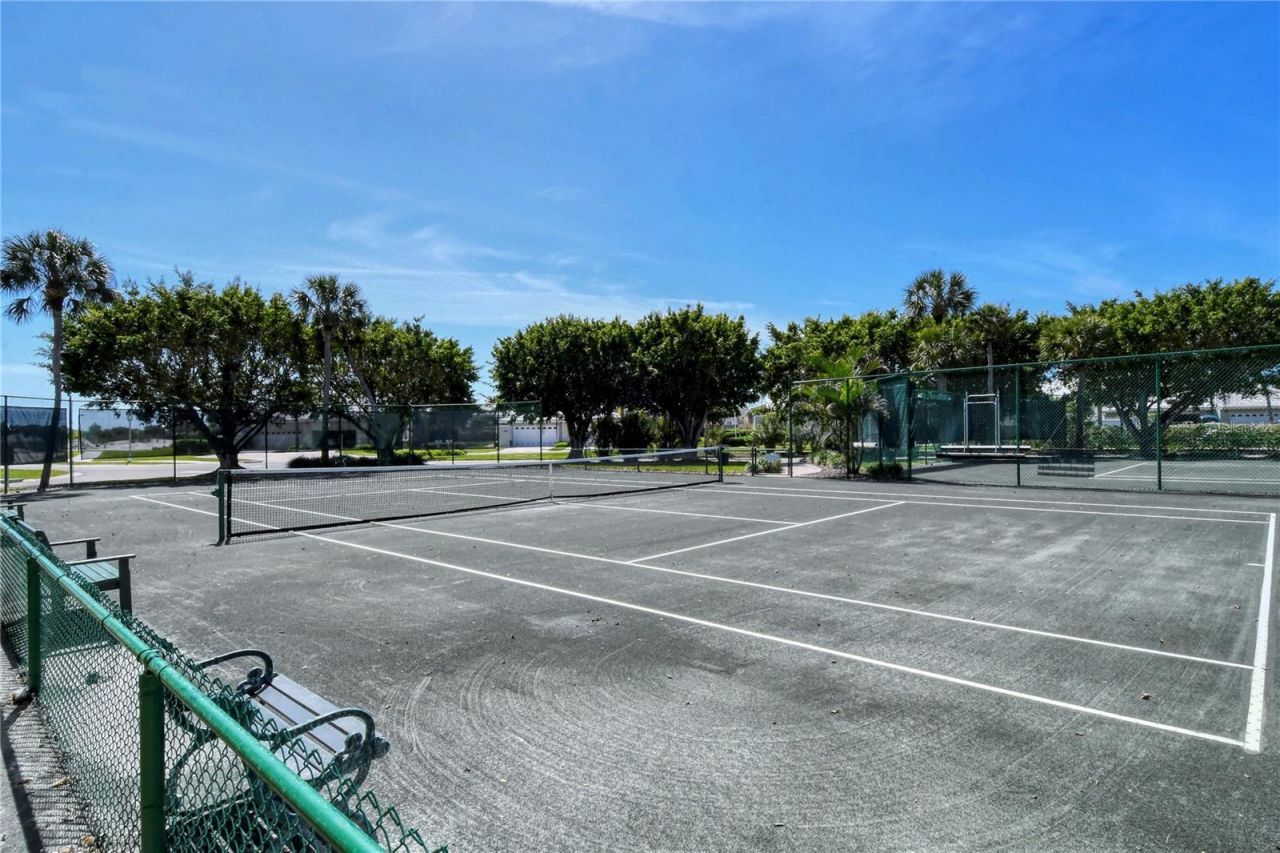 3530 Mistletoe Lane, Longboat Key, FL 34228 Photo