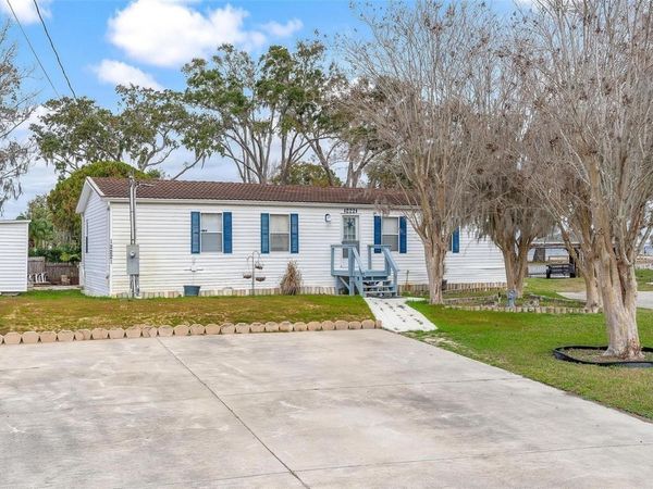 12221 HELENA COURT , LEESBURG, FL 34788