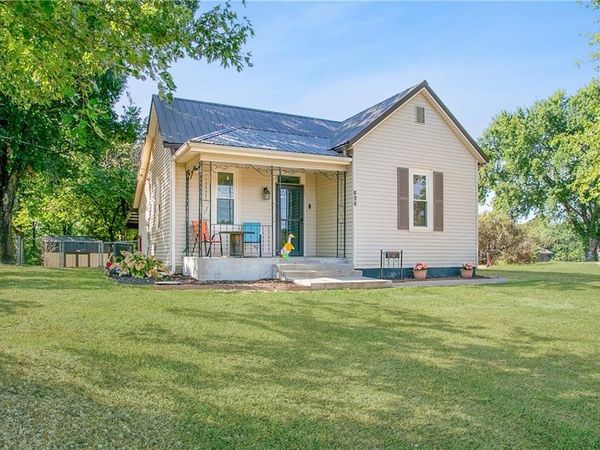 624 W Jefferson Street, Clinton, MO 64735