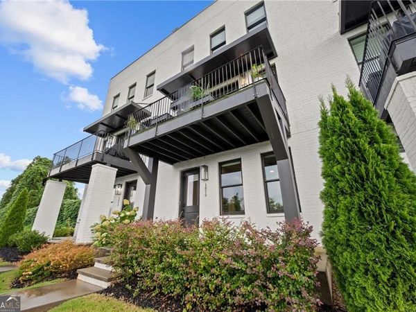 1075 Robert Smalls Way, Atlanta, GA 30318
